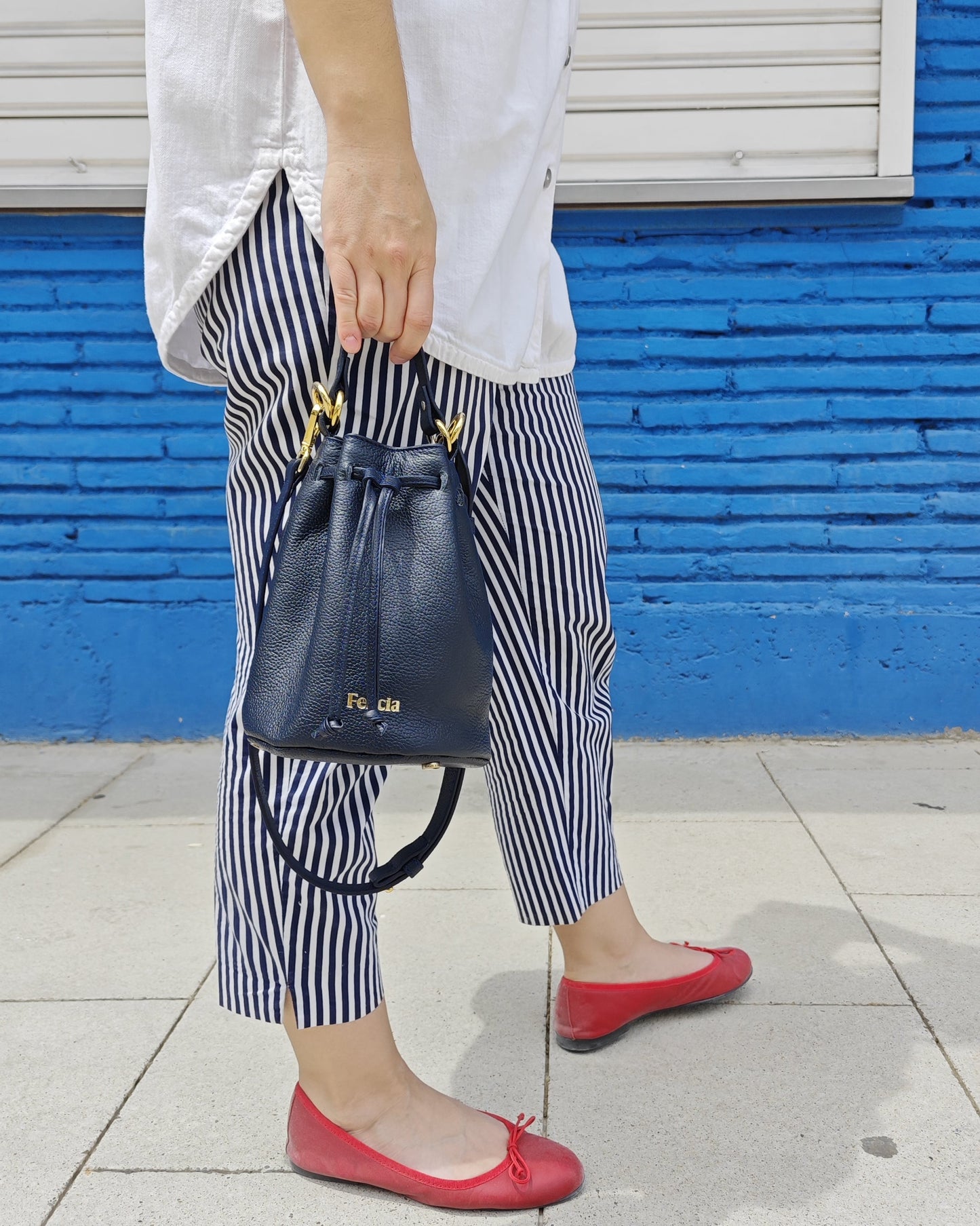Bolso Bombonera pequeña ISA - Azul Marino