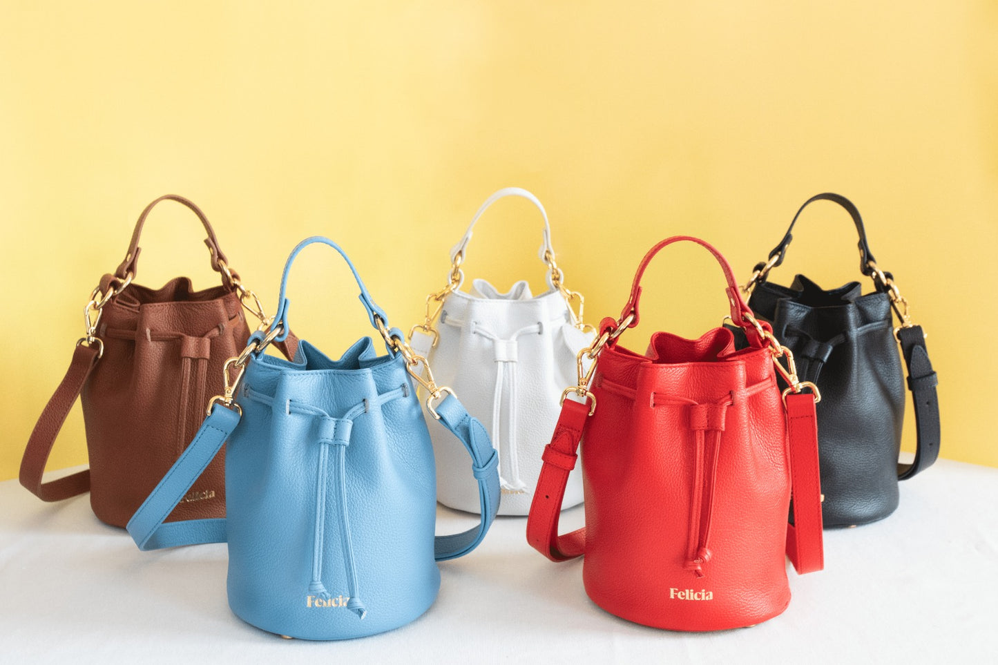 Bolso Bombonera pequeña ISA- Azul Cielo
