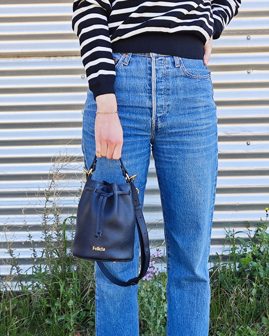 Bolso Bombonera pequeña ISA - Azul Marino